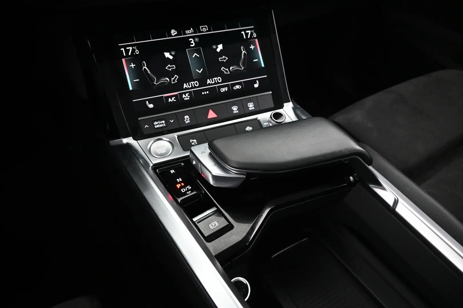 Car Image - 1uDot3mjT0SjnHLdRYlh68