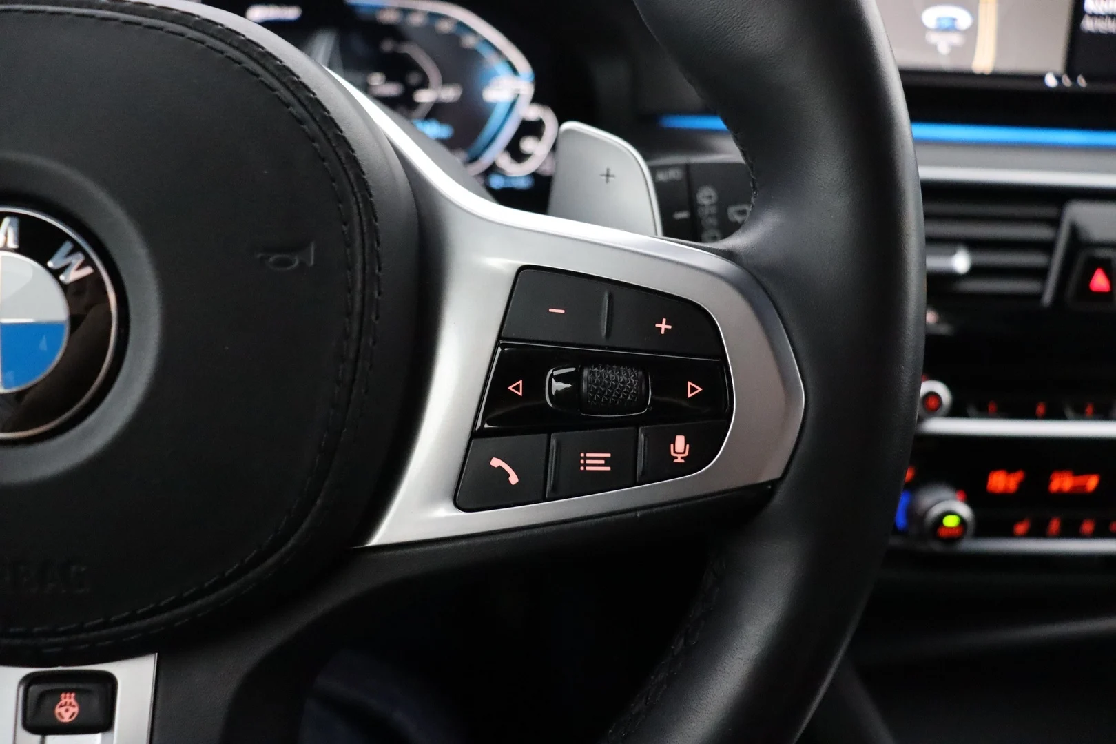 Car Image - jqY98CY9i0dpTX97OnLuR