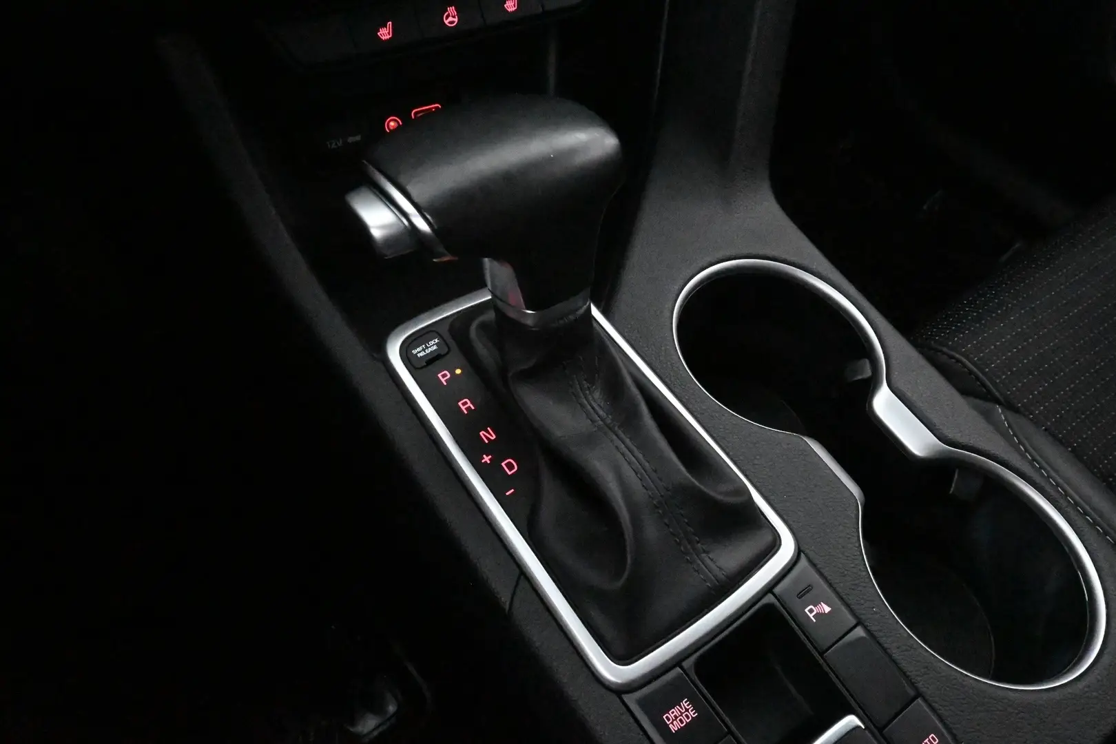 Car Image - 1ig3vtLMYxwhZOHKJzIQB5