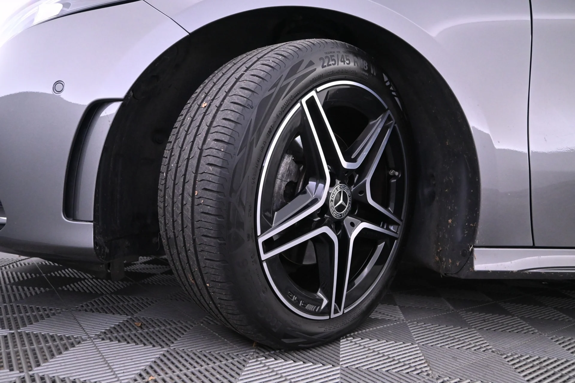 Car Image - 413E791jk1FXdJojn99gUe