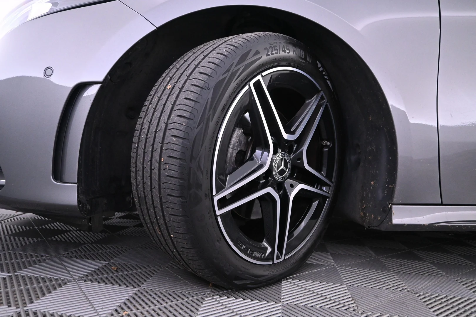 Car Image - 413E791jk1FXdJojn99gUe