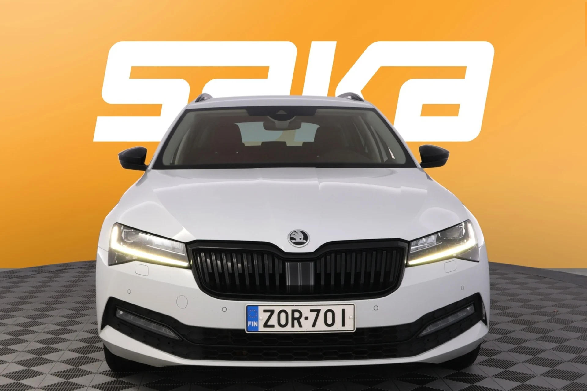 Car Image - Pwitx3Zqt6vrQSTGVYUG8
