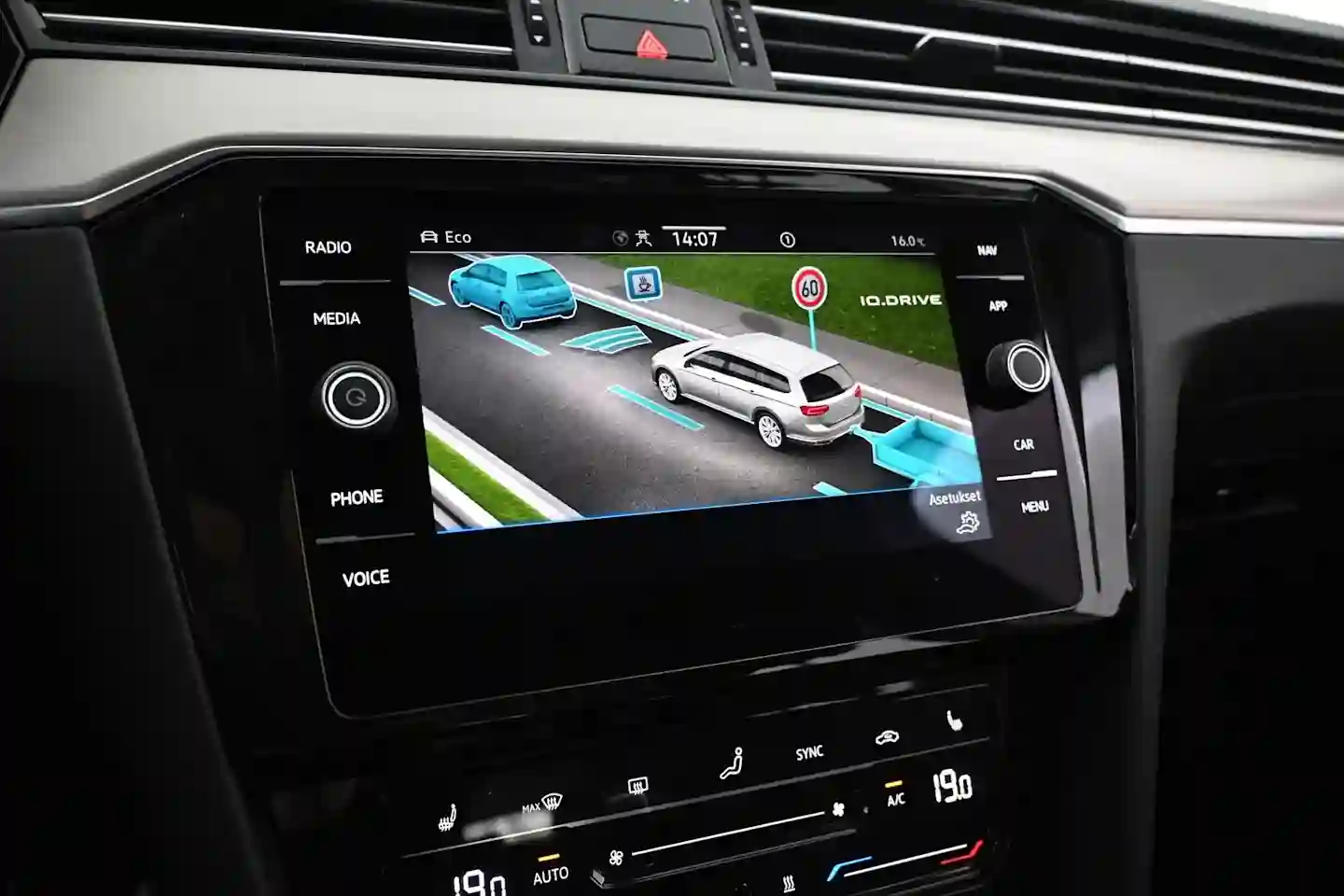 Car Image - 6z2dmXcwJ9YeGgDZWDyoEM