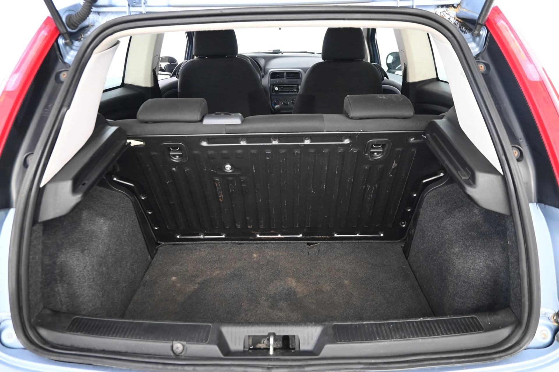 Car Image - hqchFqEWDr4y9OAA9zgFs