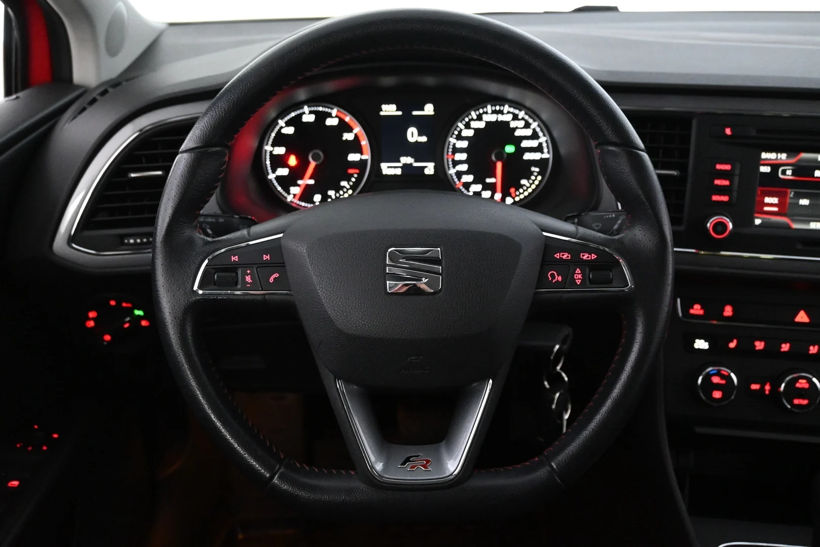 Car Image - 1qrsiY0tzcSMVQoyHjg4cR