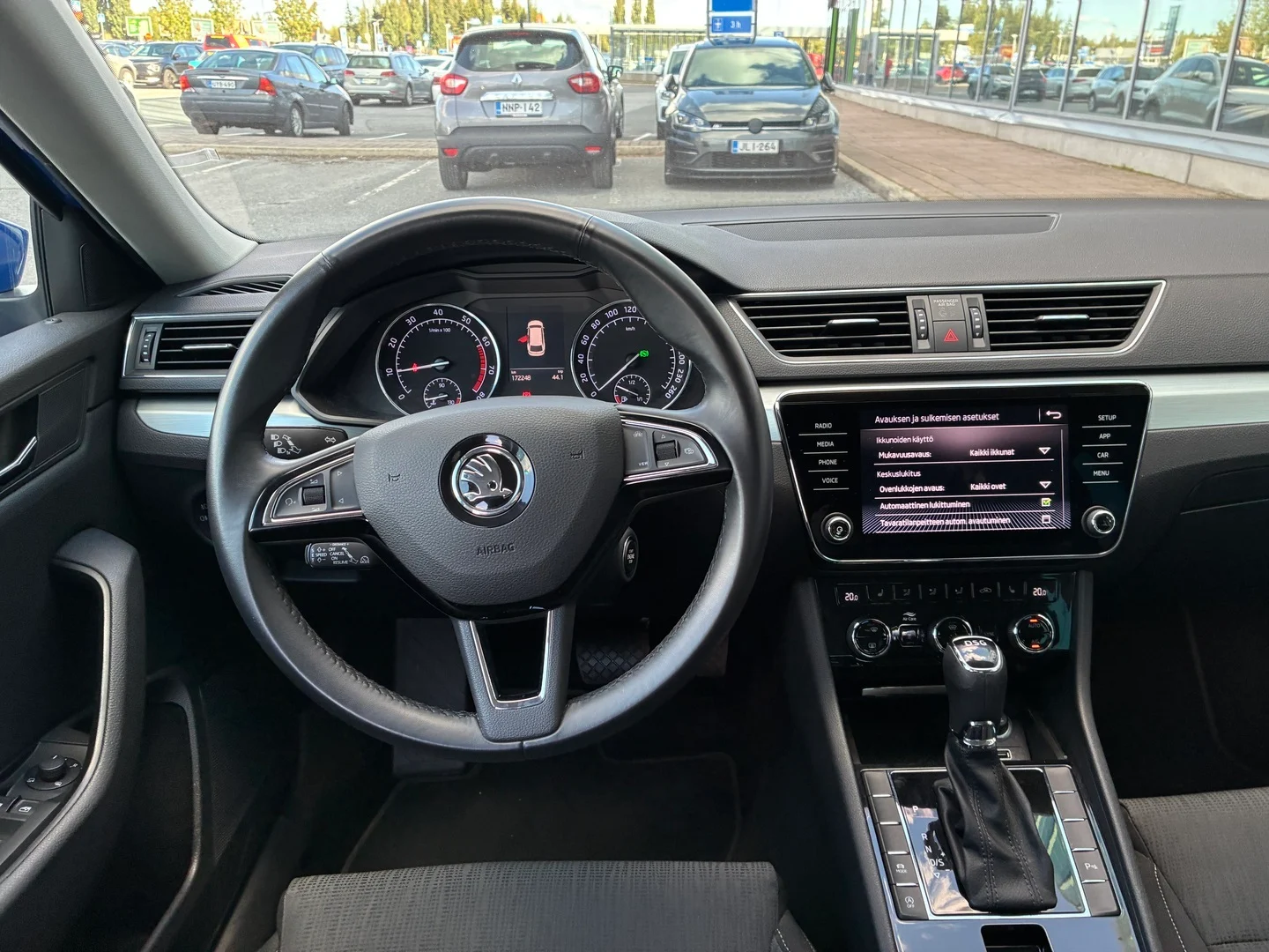 Car Image - 2RnB2iiVZbv3fvqbStzKTg