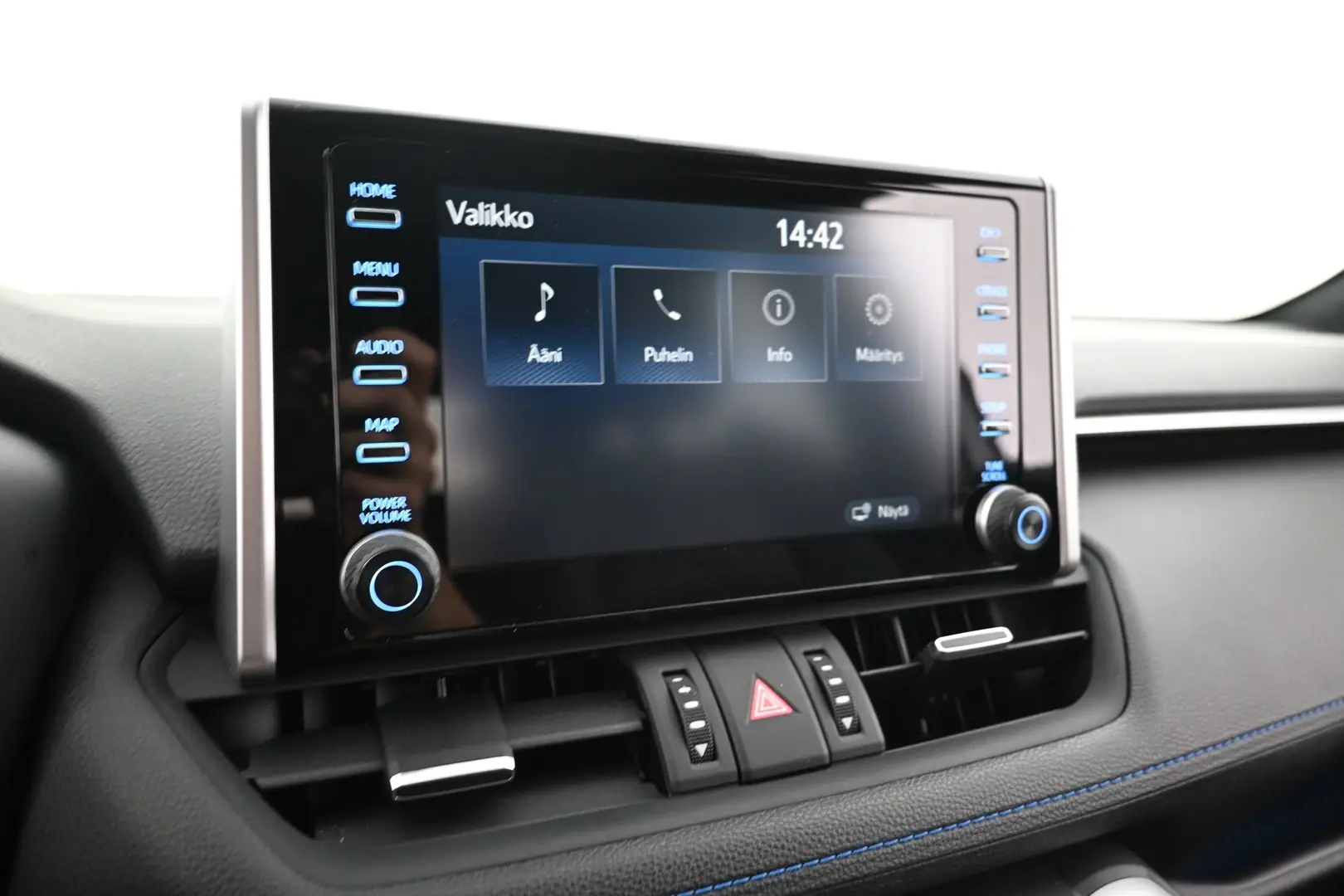 Car Image - 3IXprkeNwGyc0xeHEMUkwA