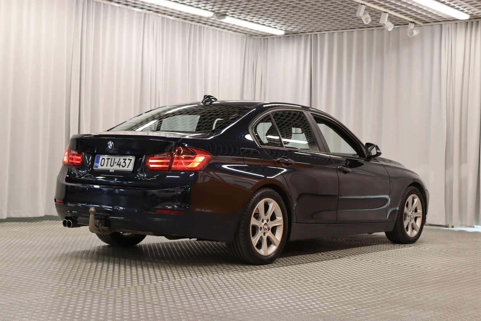 Car Image - Xvd42jxaVaFmPRf5fSVdh