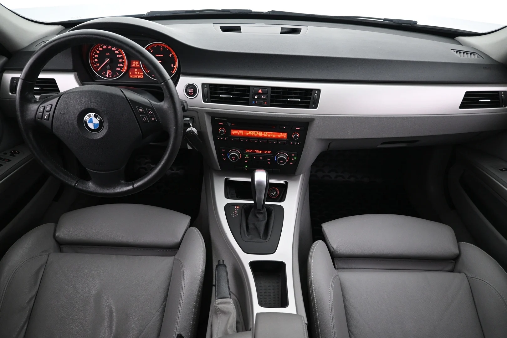 Car Image - 7aTn3VUXcLH2TNZvSbLhYU