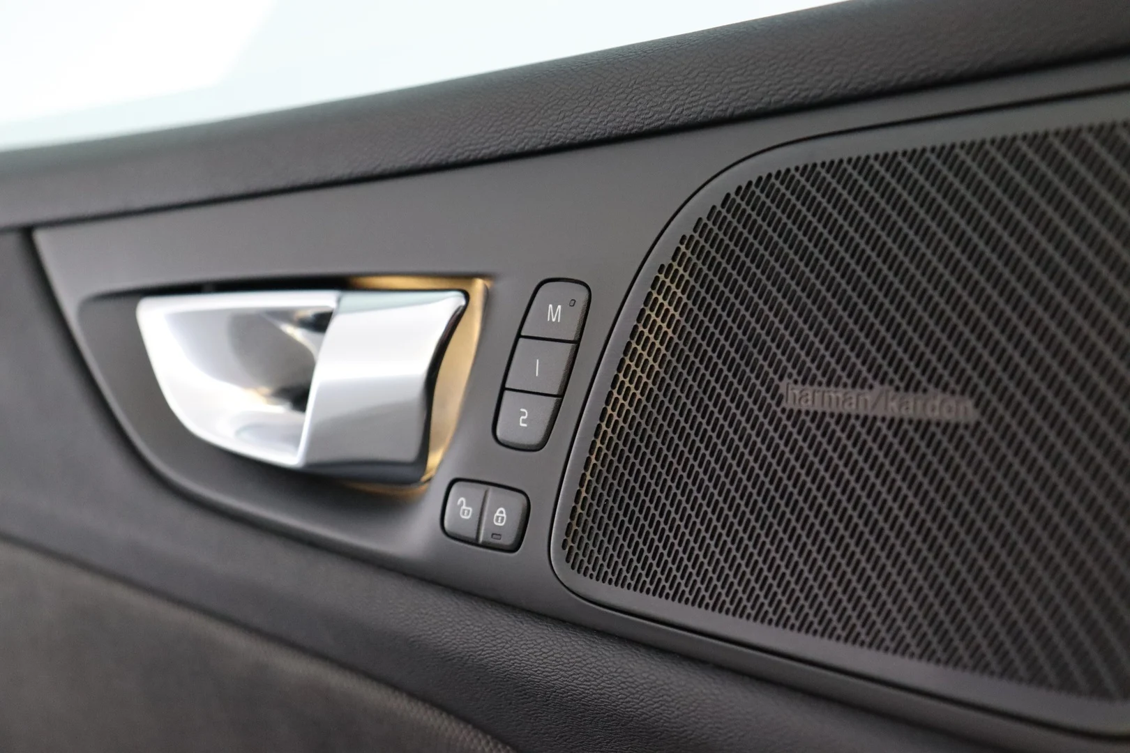 Car Image - 5PxEpt0GKtrBgZ3SrdvpJT
