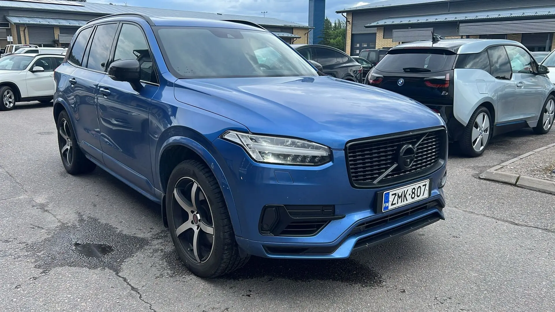 Car Image - 3hCPaPasun72j70OBPoNv9