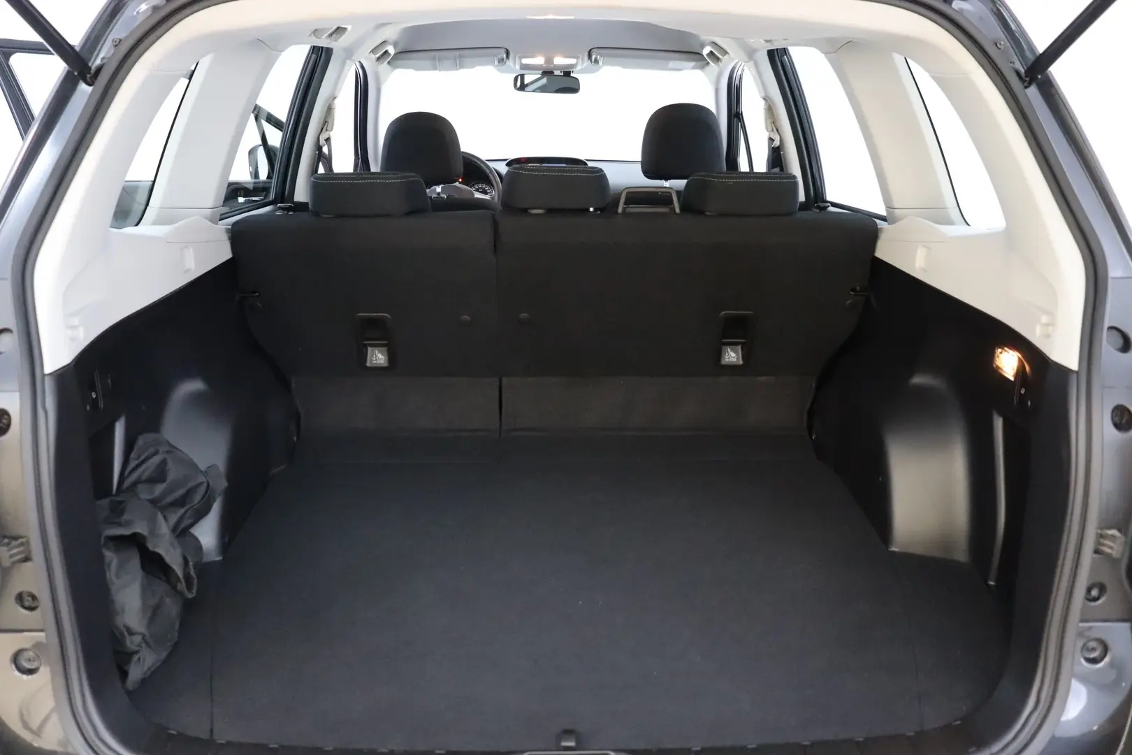 Car Image - lgxYfdDB1fVkjAHHxAgi1