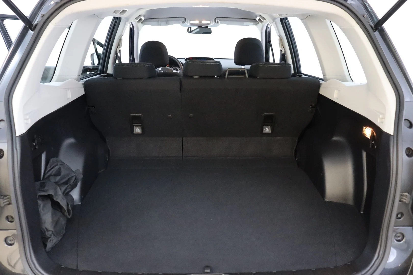 Car Image - lgxYfdDB1fVkjAHHxAgi1