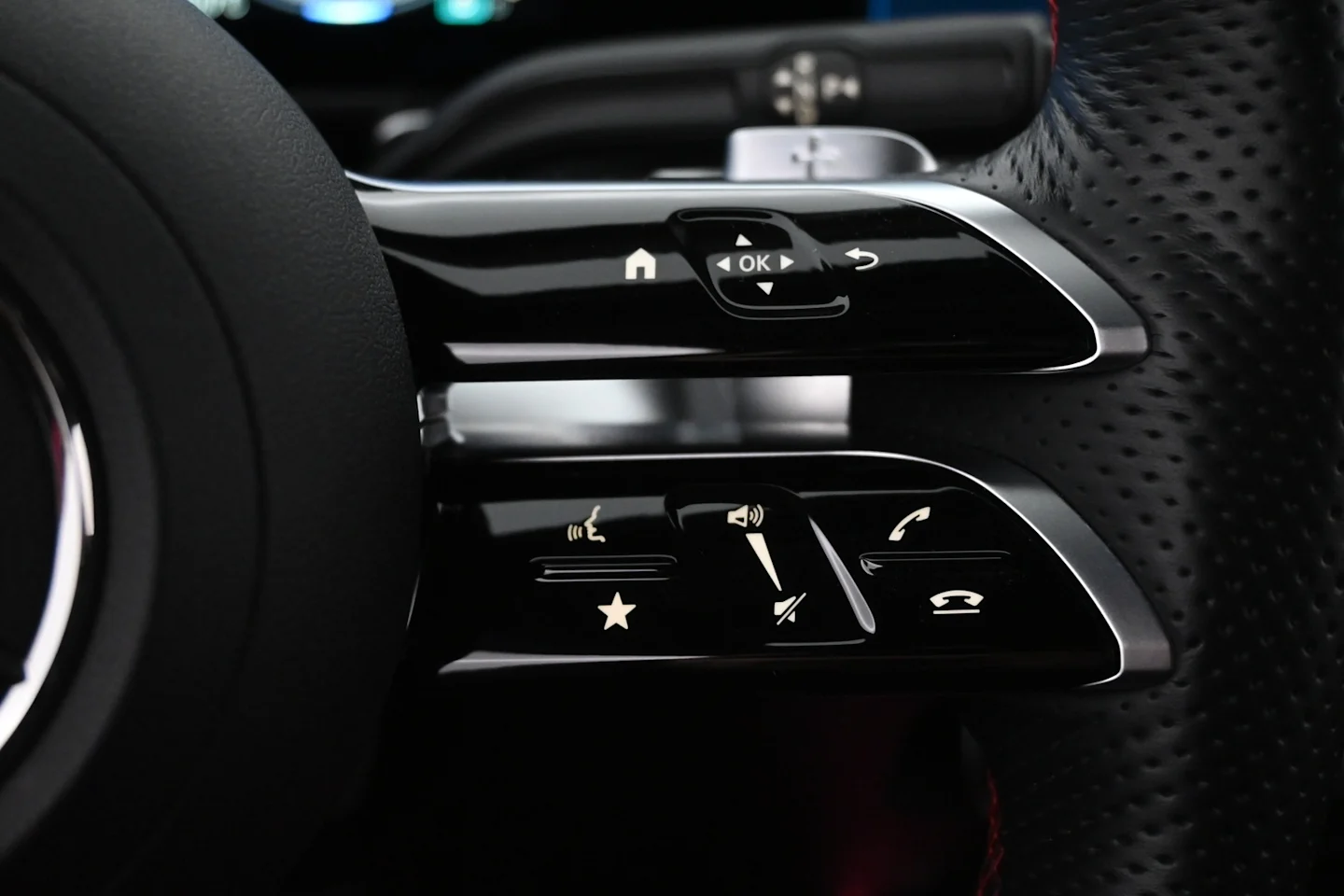 Car Image - 2Nfziu1VwiOc6Bh464ES4F