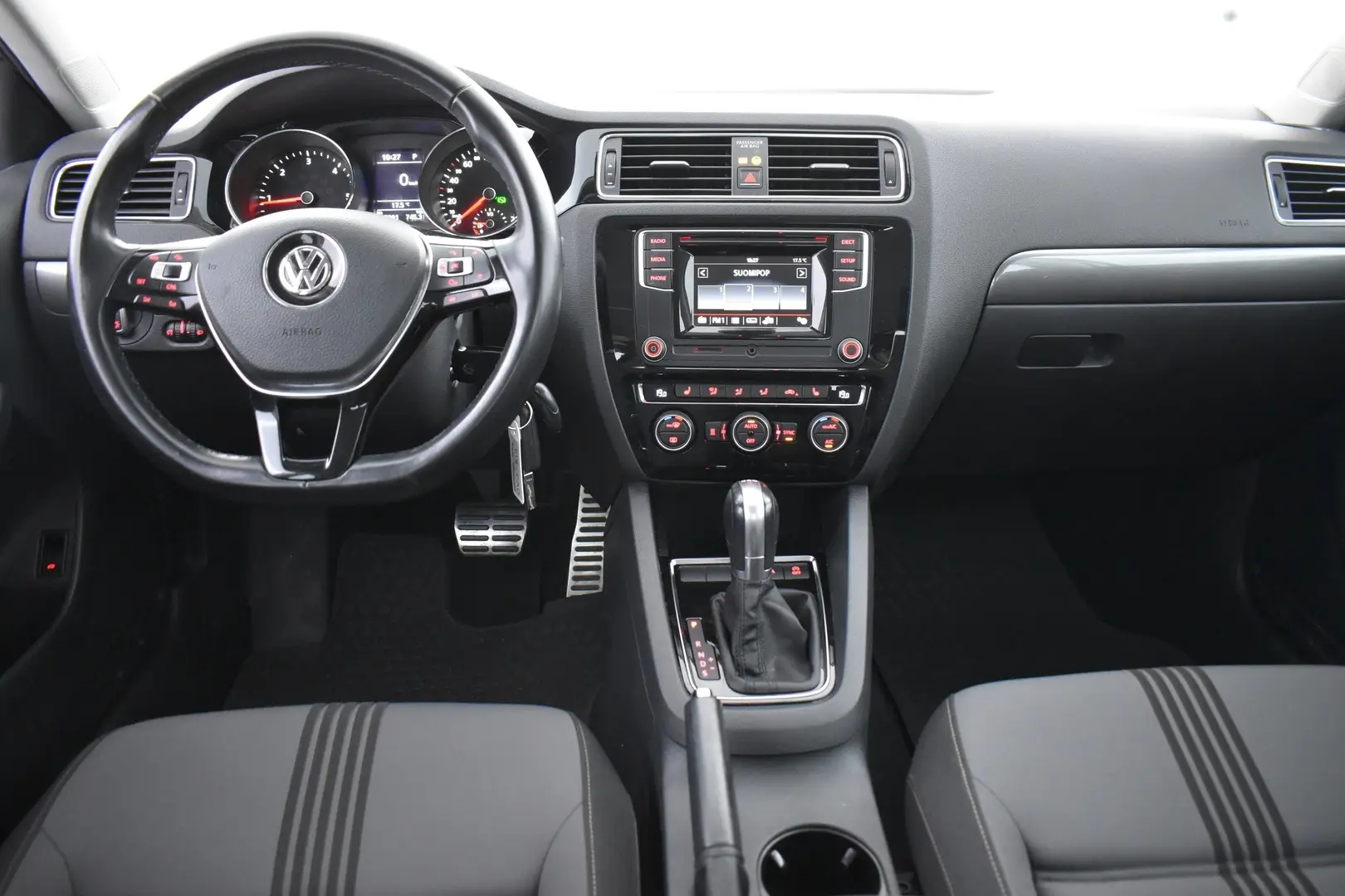 Car Image - 6NVBsqQZGOzp2uiCfmhnqj