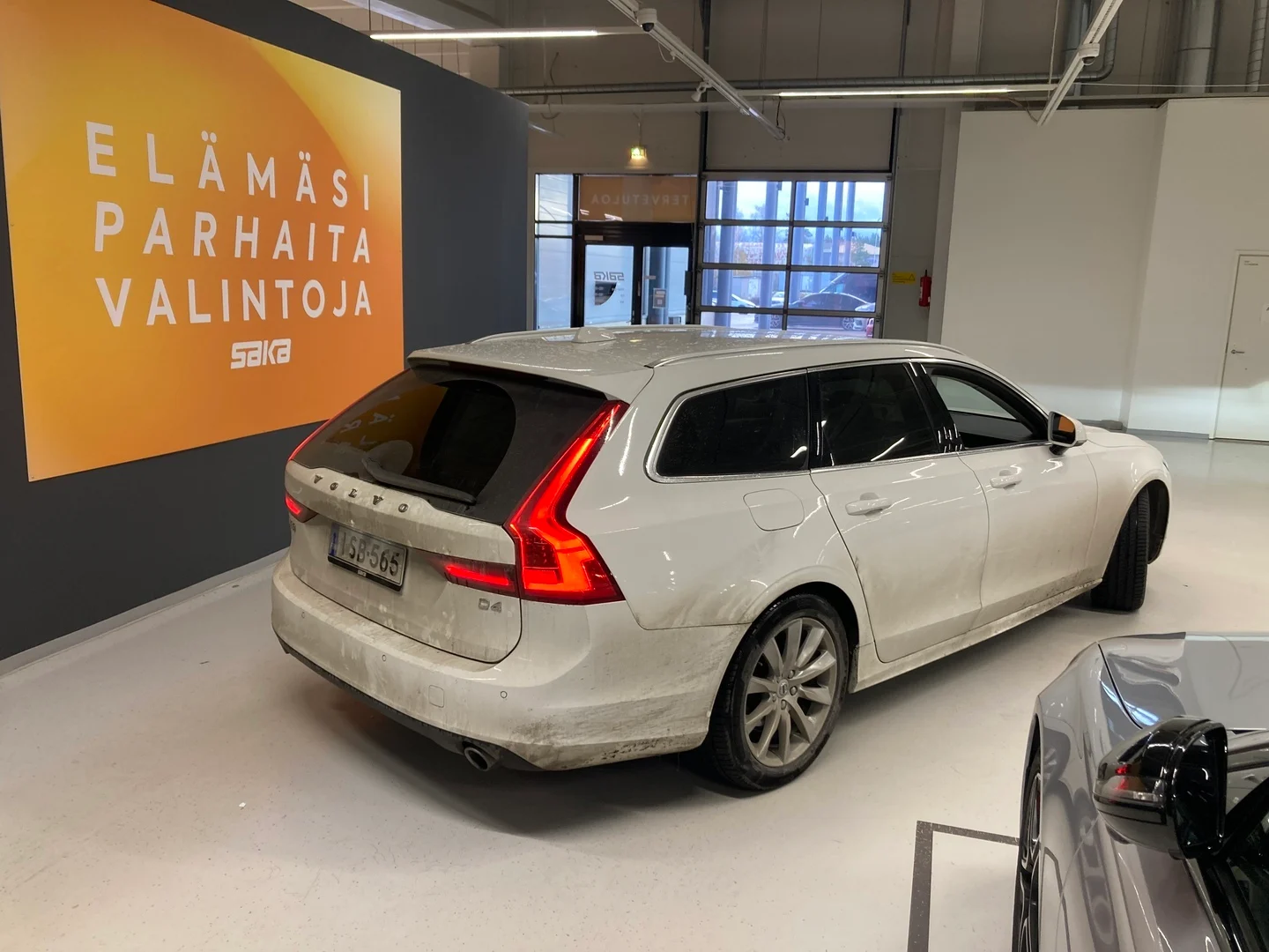 Car Image - 7pHrfqE2nnxFRPFfFkUlTT