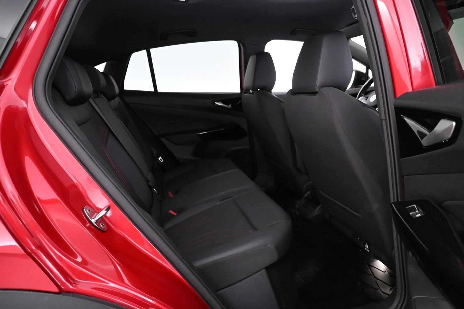 Car Image - 7fc7X1yBr1RVwudpHv5MxH