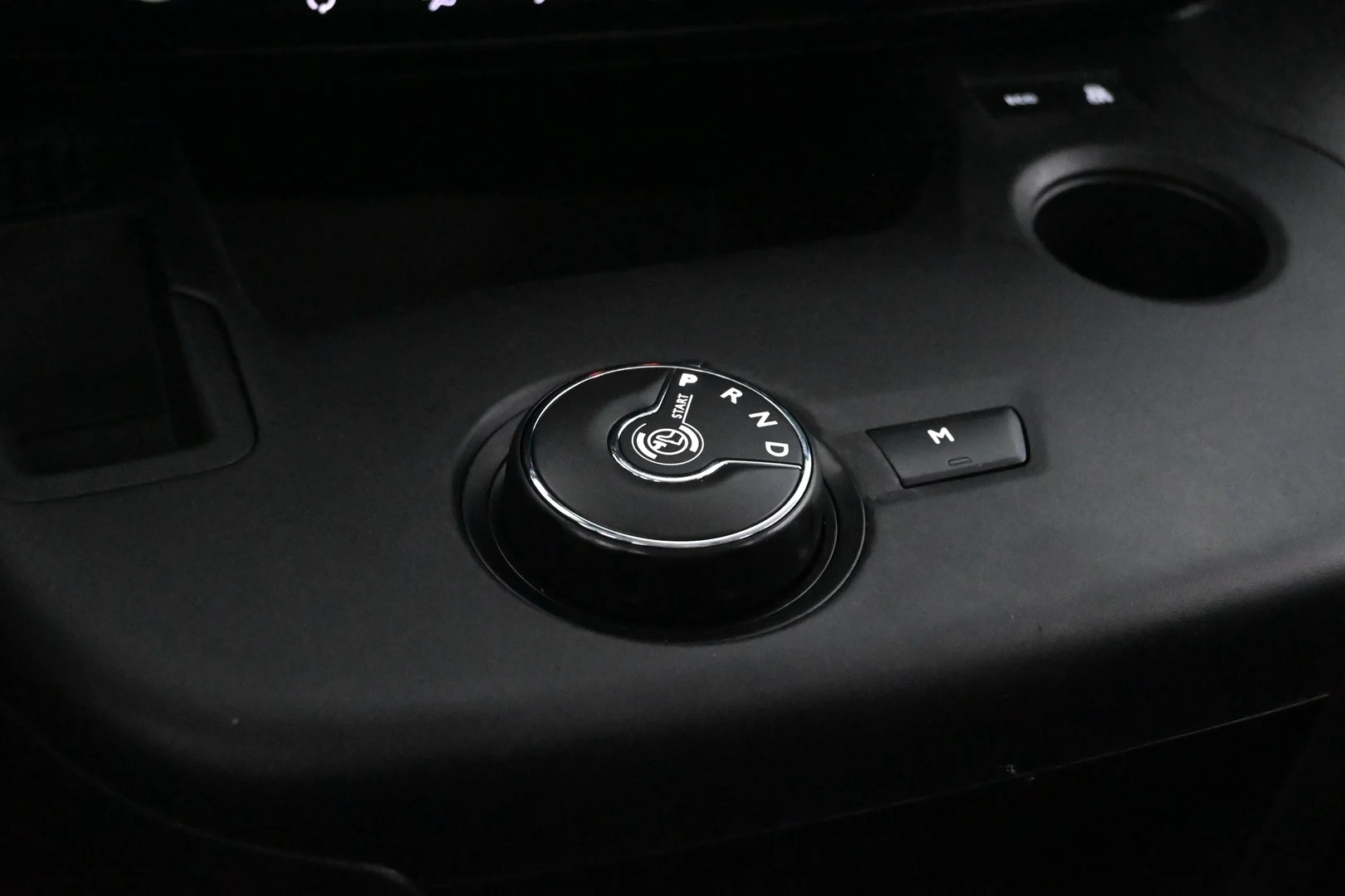 Car Image - 41uBCuc3N7nl9y6wSinErb