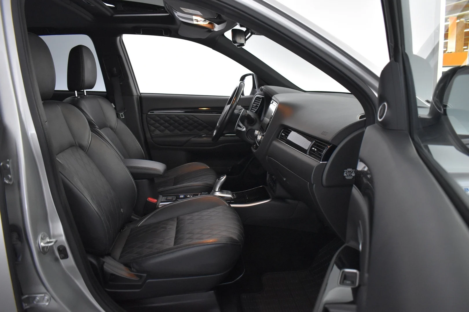 Car Image - ZcjSzgORhNZuJNjHNY50H