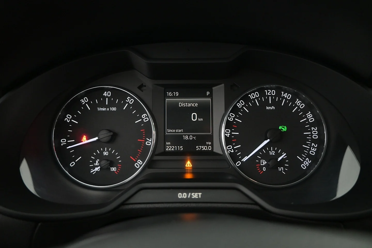 Car Image - 4aKMpya0AlGgJkVwiECGaU