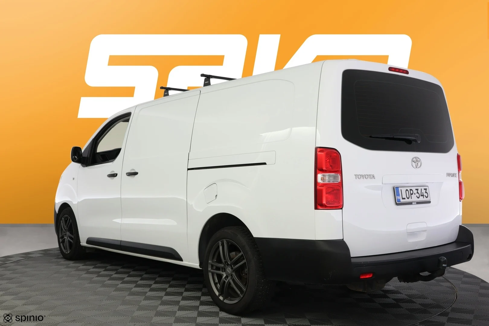 Car Image - 25YwaRFCEkX7Q92jW18U8I
