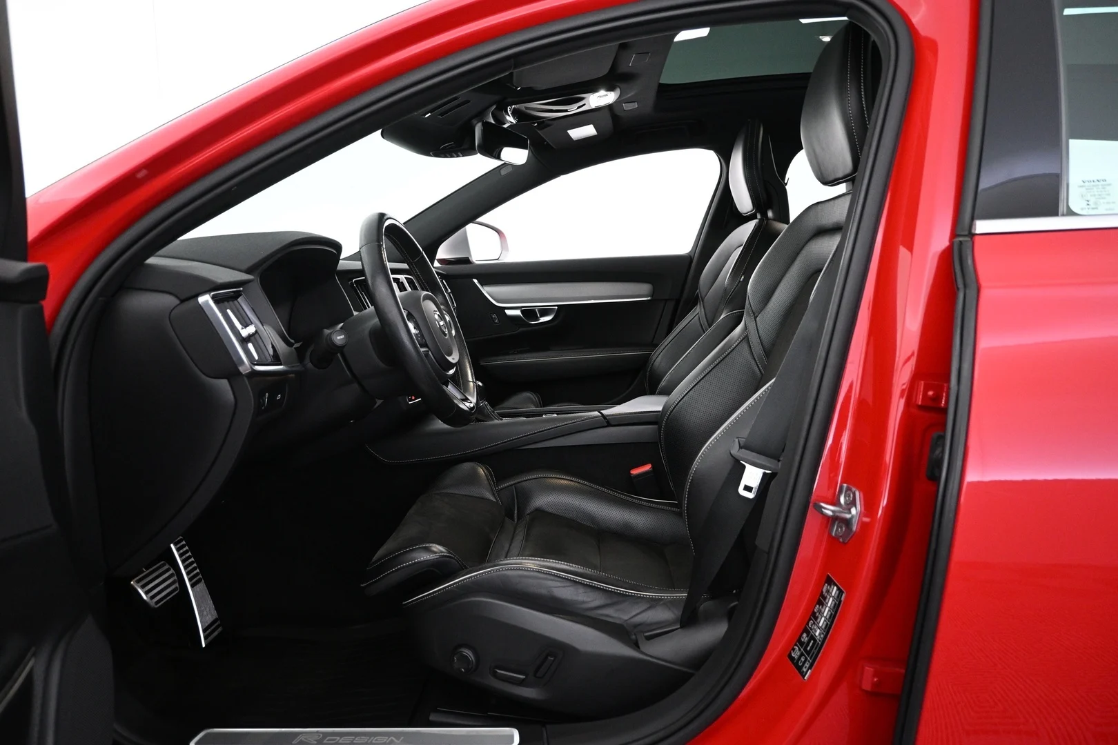 Car Image - 2f3fQ4gvhUomZyByH227tA