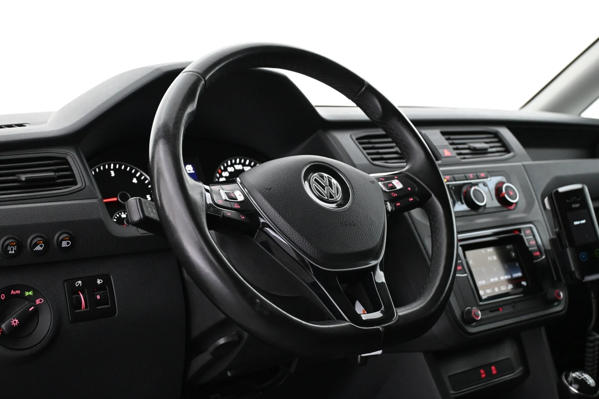 Car Image - 1LmZHb8KYxfqisIl20luKE