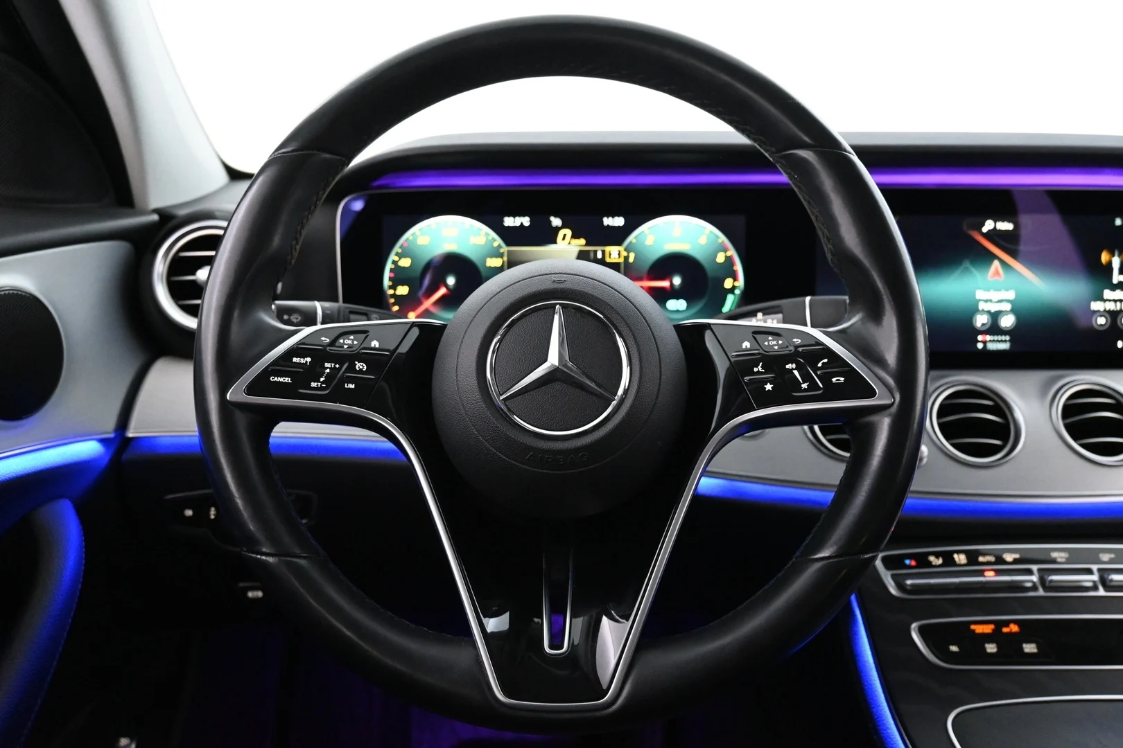 Car Image - 1VmwuwBLUvAt5dzi5gdI3w