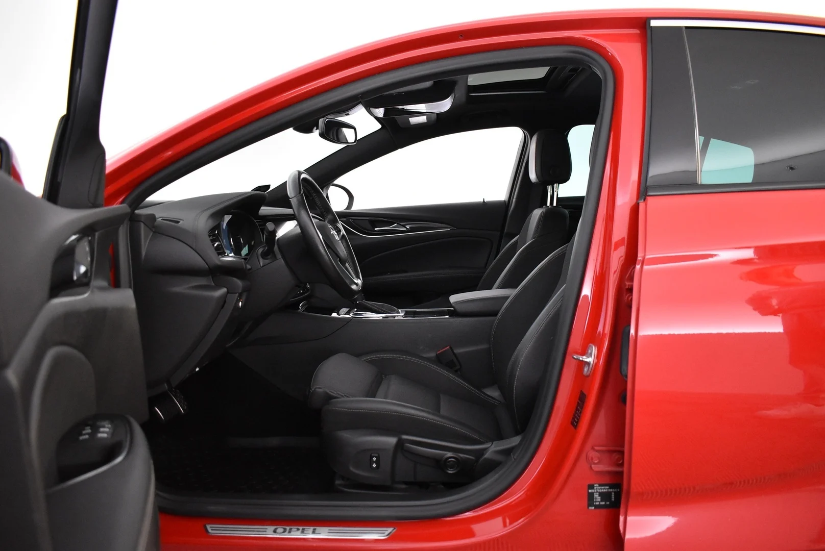 Car Image - 2QsvkyqbkHWAiRwzuC5HpF