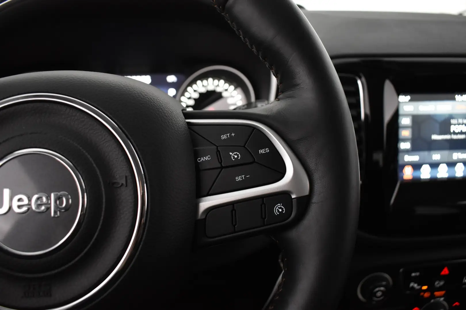 Car Image - 7kS6aF3LT4RlimUHk90vuY