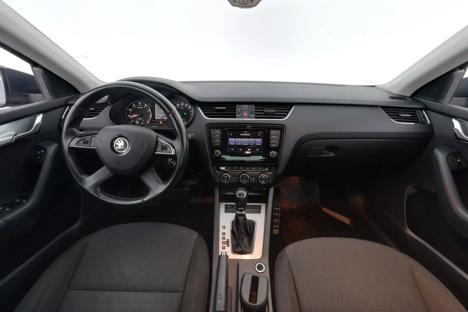 Car Image - 6576wZ1kye2zINsjOvgQw0