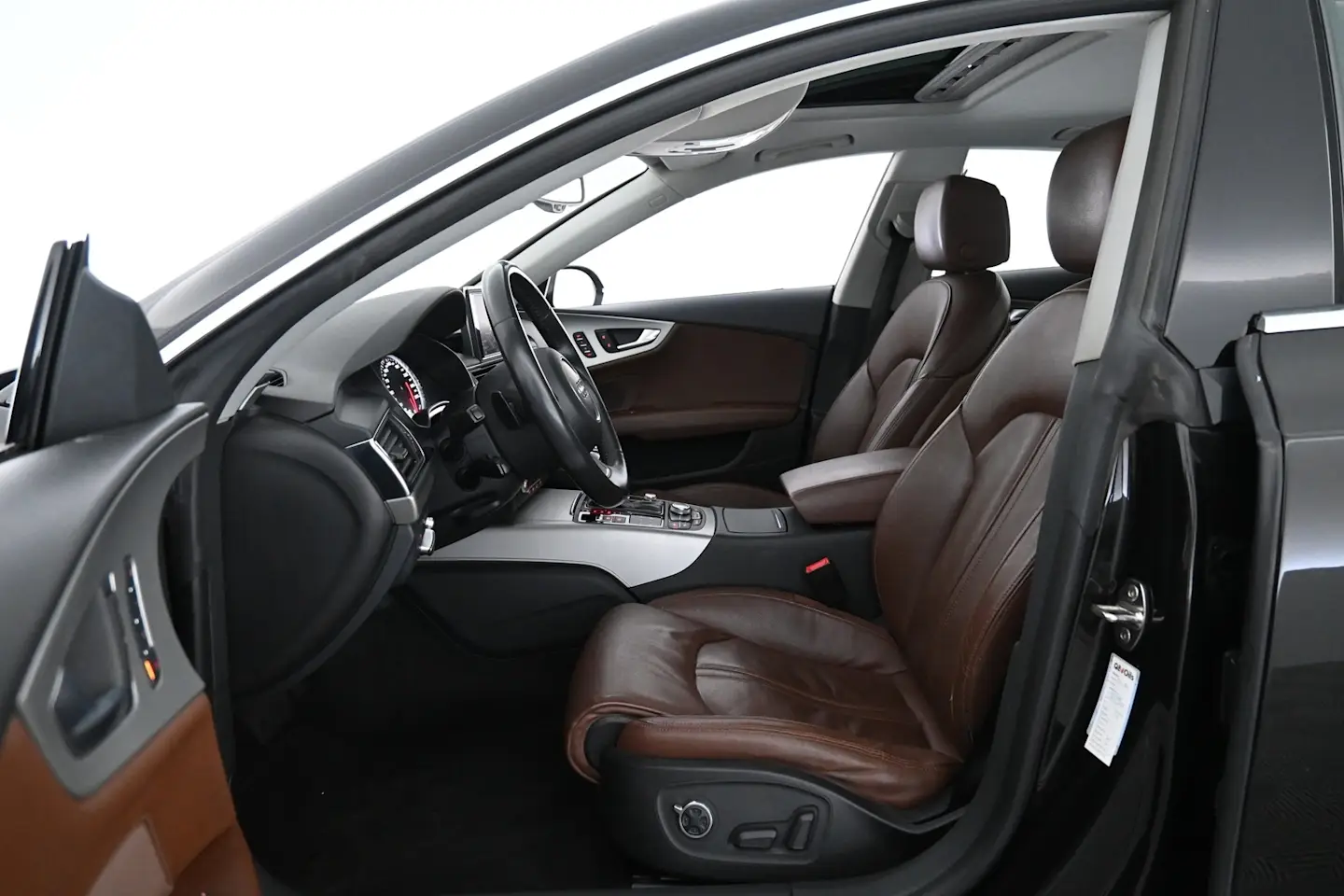 Car Image - 5jyNhnt9hopTDT2gRZMM0K
