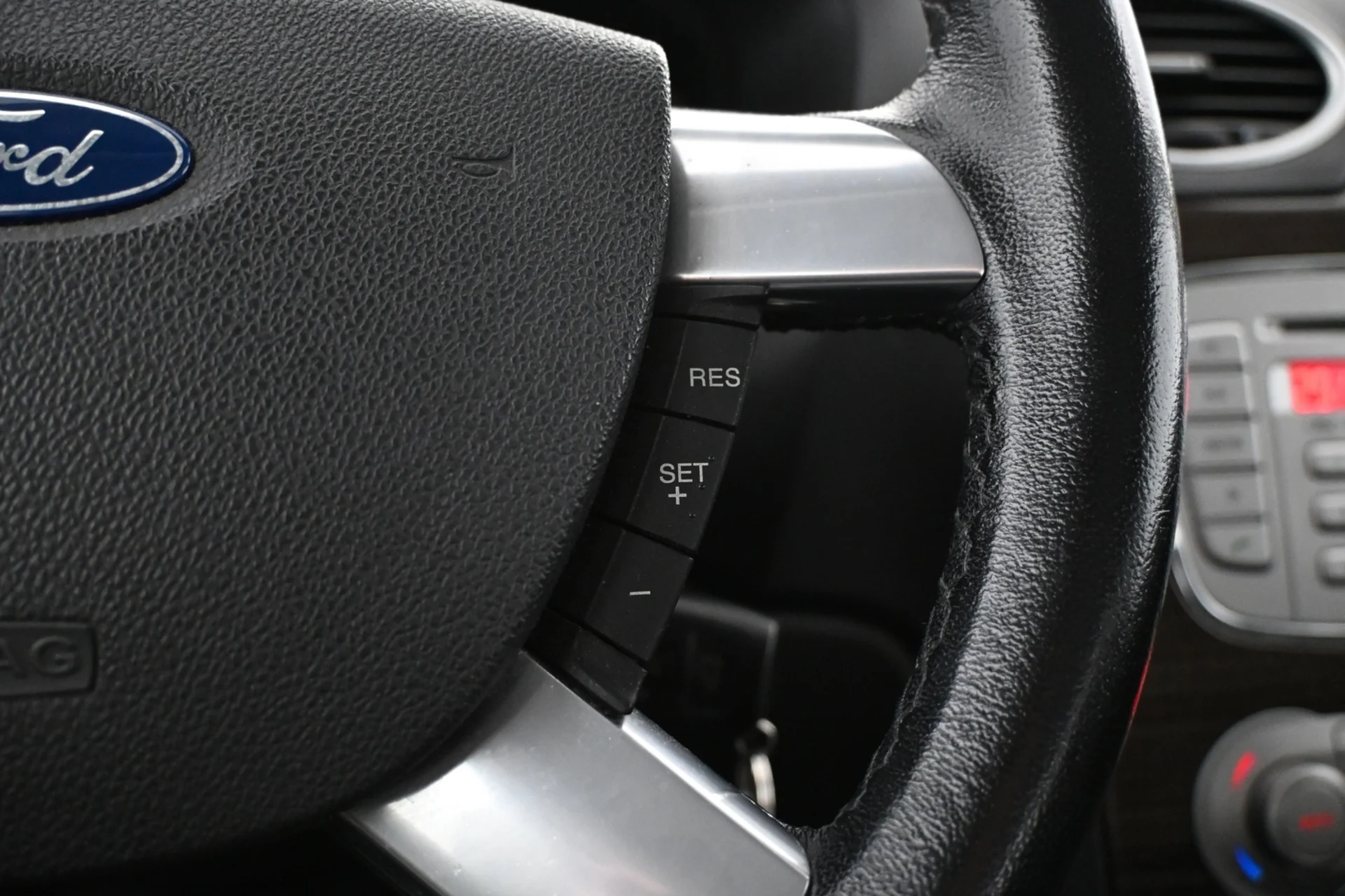 Car Image - 27Vwhk6vPH3gev2HffVp1c