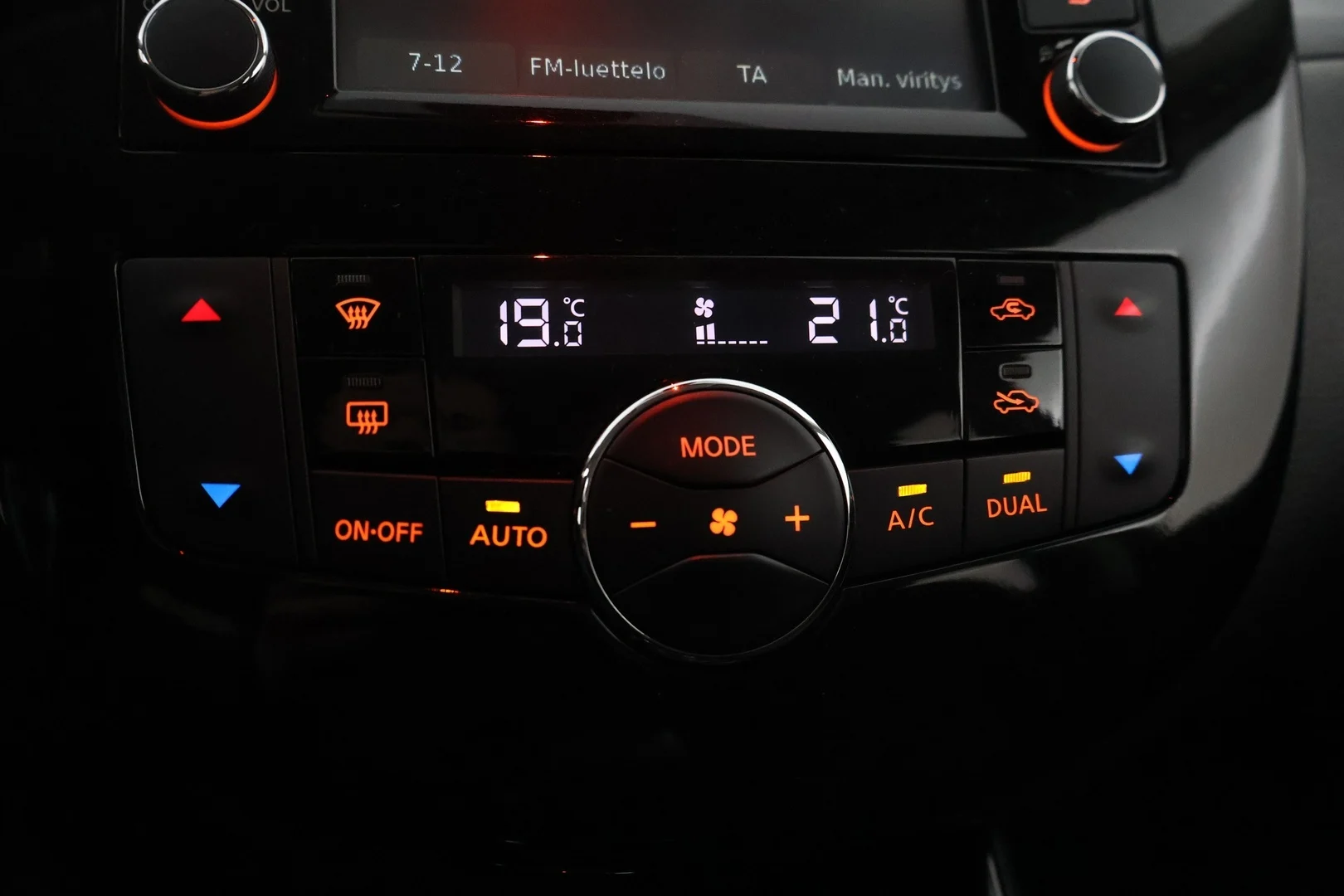 Car Image - 3okLoWj0aAcd7rsC8OXuVW