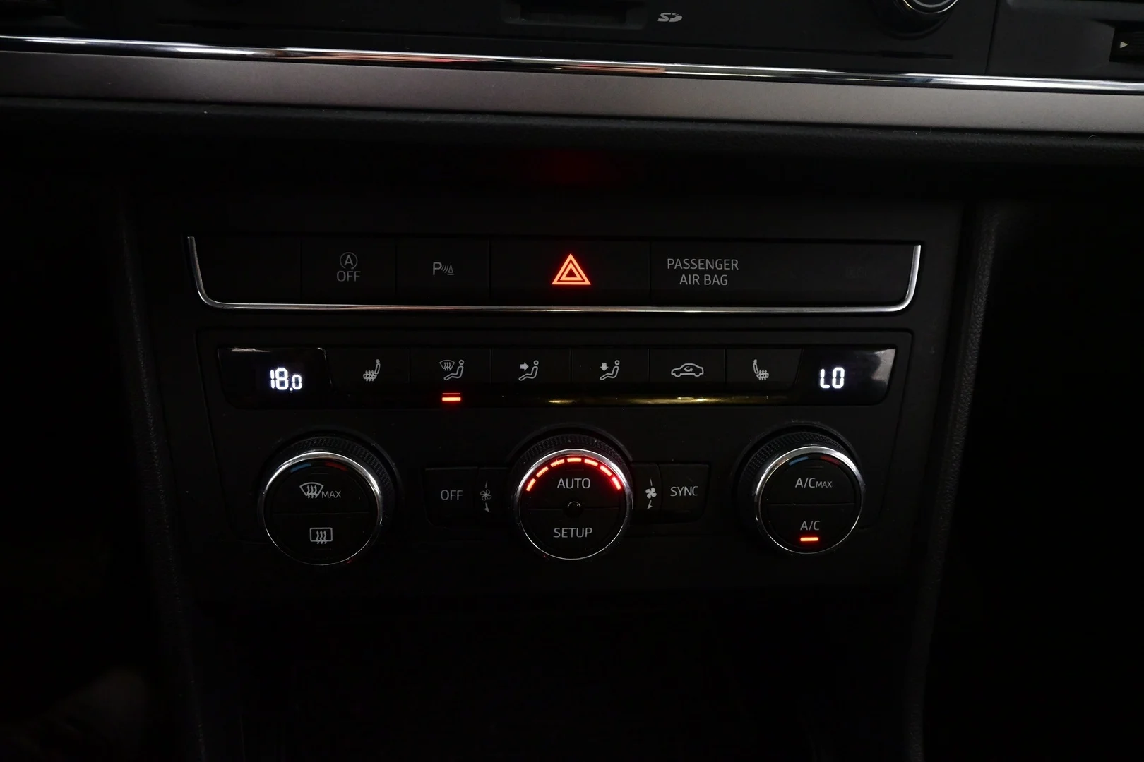 Car Image - 7fJHoaxZRciw5g0e4hTr2V