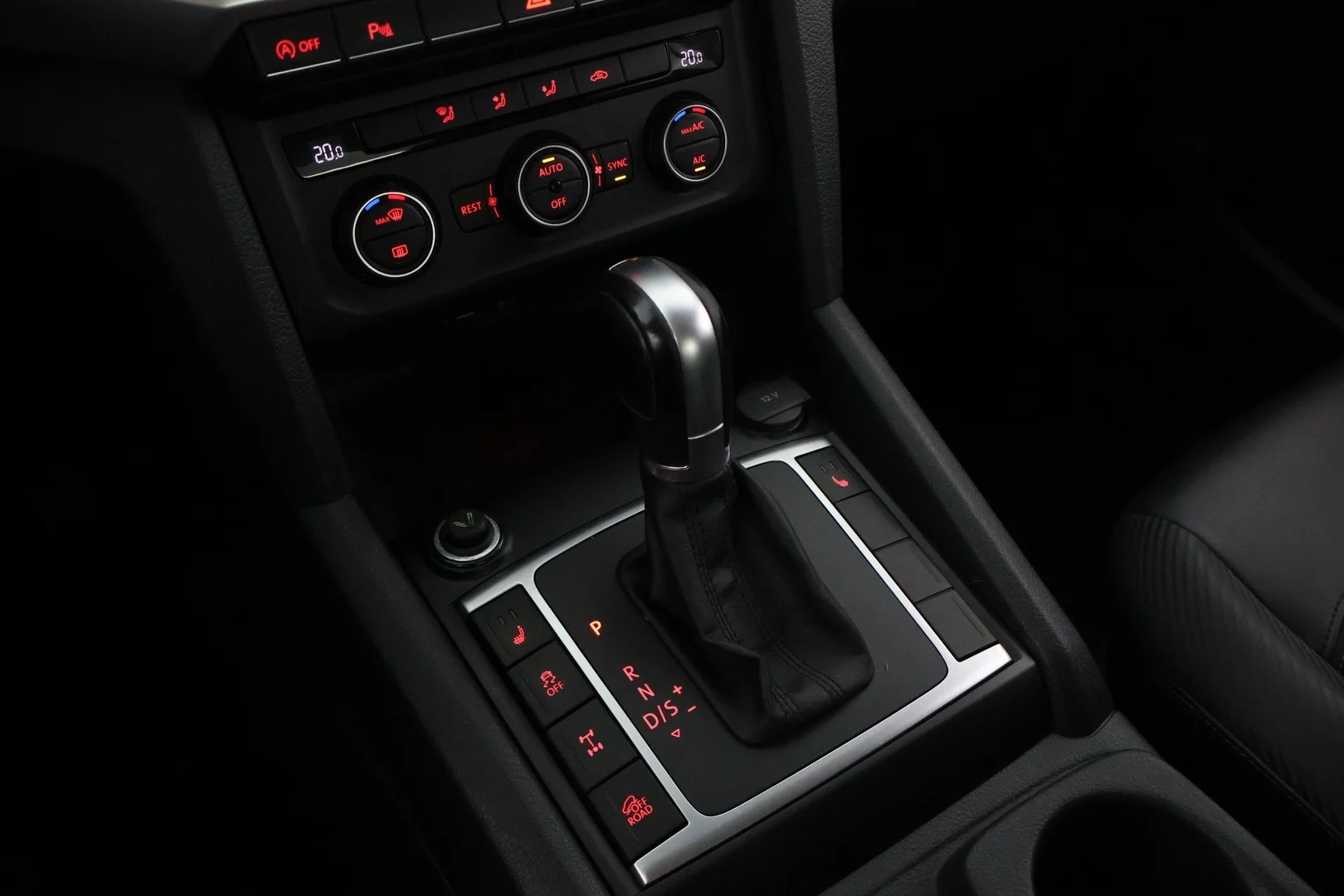 Car Image - 5fIUU6OGiCnivMp8aaXiDB