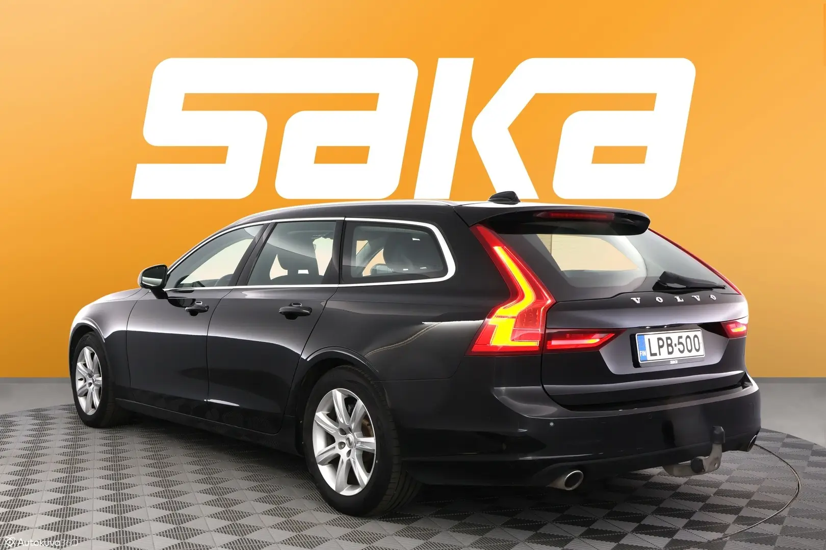 Car Image - 1GhW3ckCoL7Zix7tGcgBsE