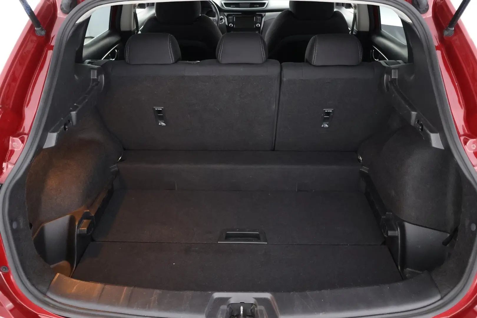 Car Image - 4W3mN9rt04VB32IOSFETmP