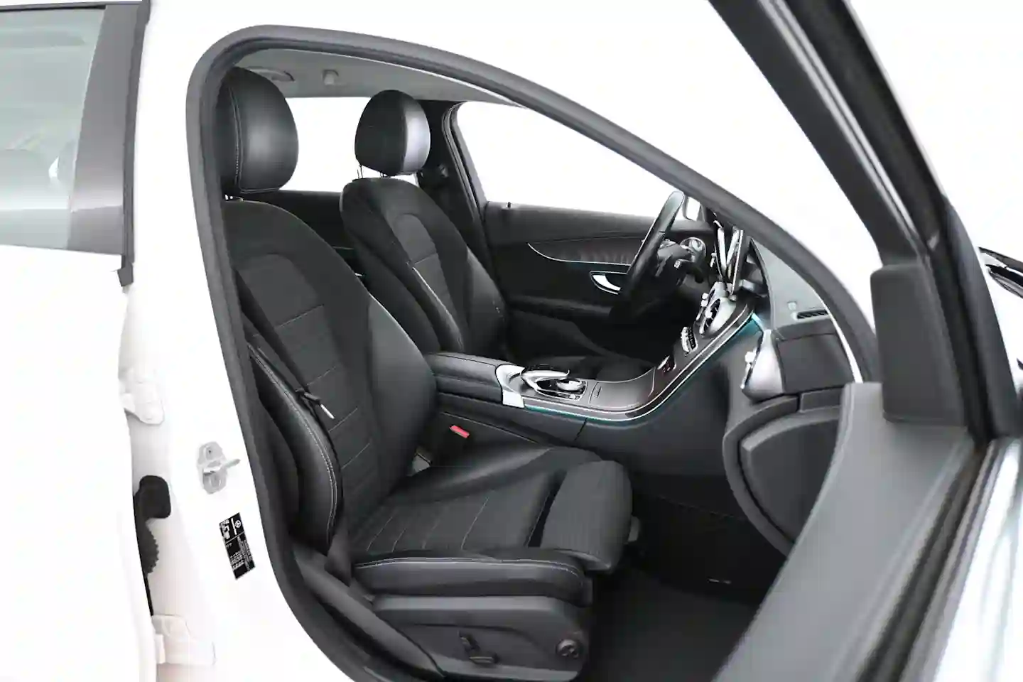 Car Image - se1VMIXdGUHLDtBpwiwz9