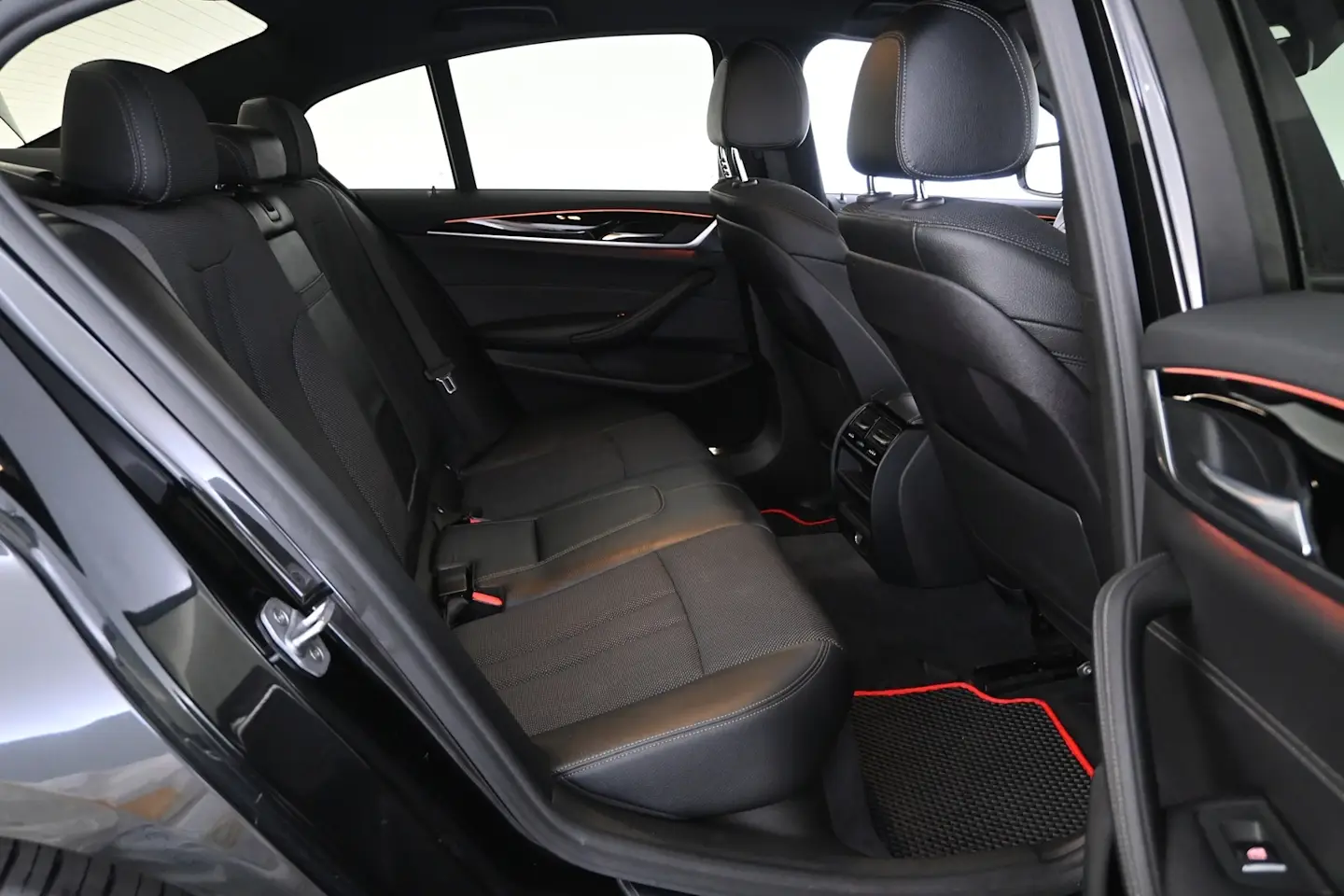 Car Image - 2H8vIxdMNtREDh2Bc7B8Js