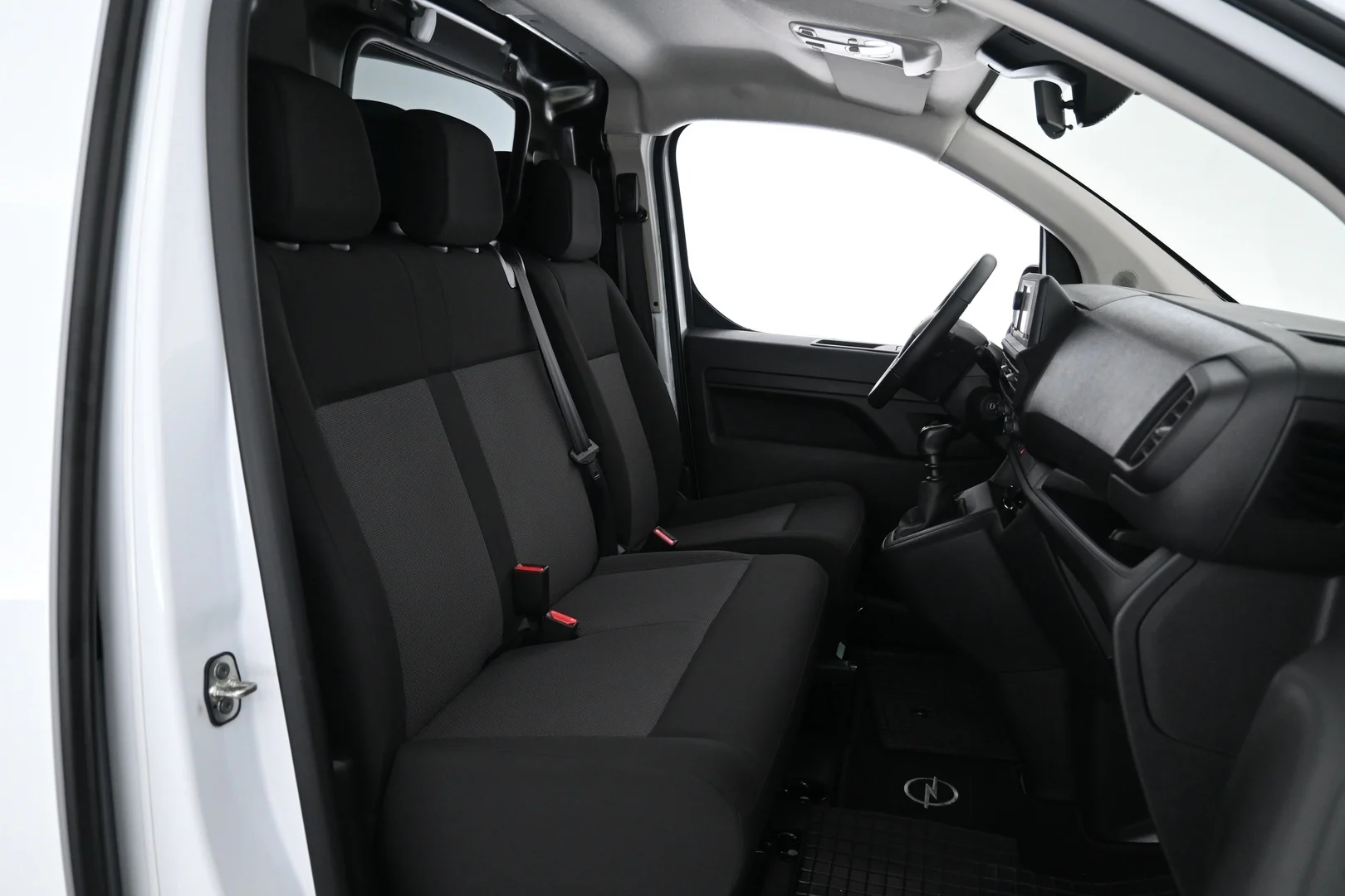 Car Image - 5aPqTAkAYmbvwWbGbHpSTP