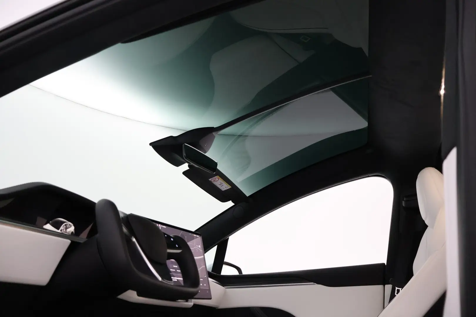 Car Image - pPd16P5uExqjPlGqlvOmP