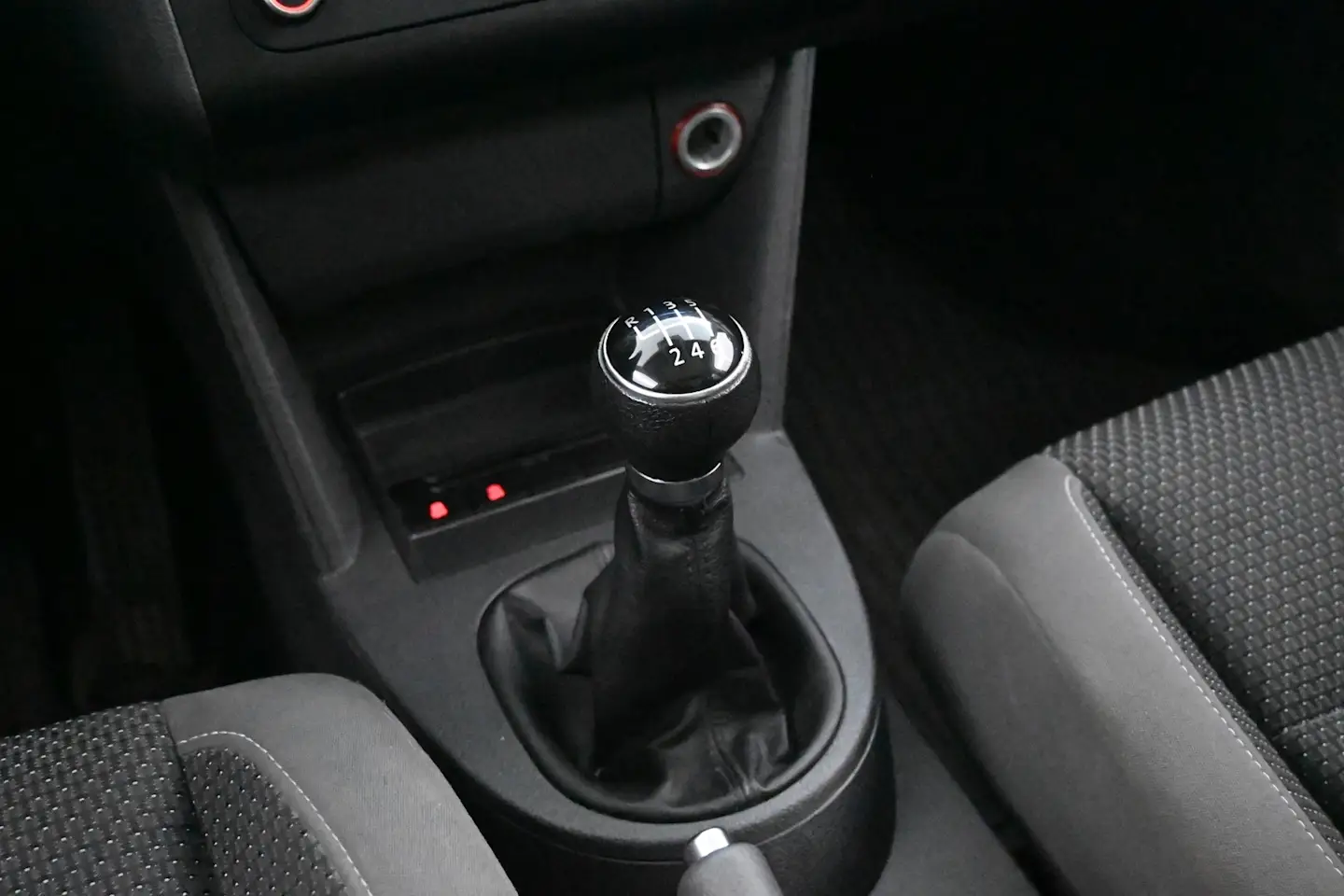 Car Image - 36u2TUNvMcQ0twmEIcHSc4