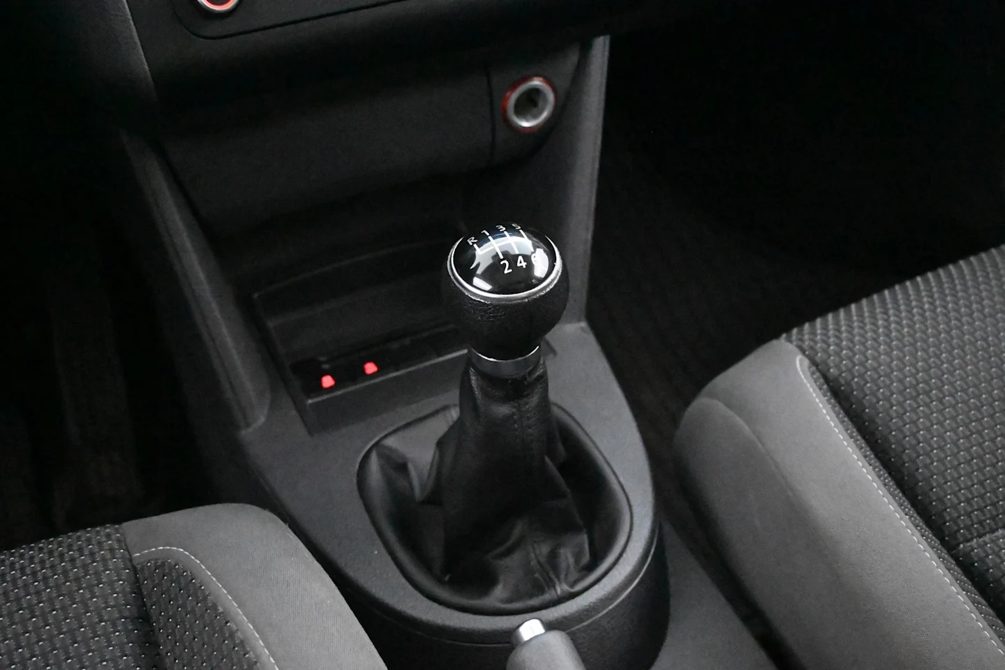 Car Image - 36u2TUNvMcQ0twmEIcHSc4