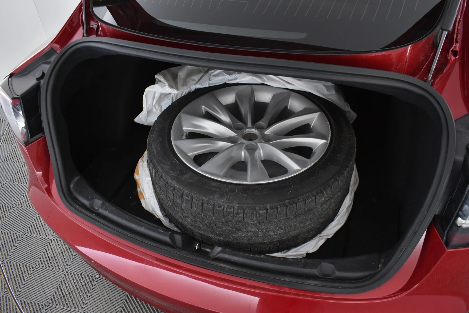 Car Image - 7gN6tguKus6OBUN2KBIElr