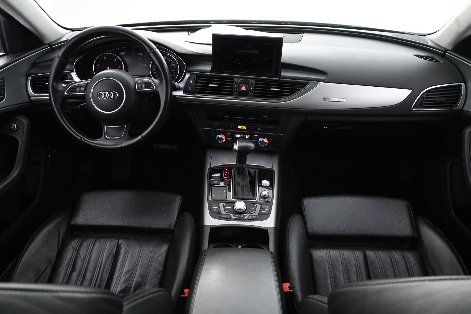 Car Image - 3Kcf3QGLk8PLLW0SEumANj
