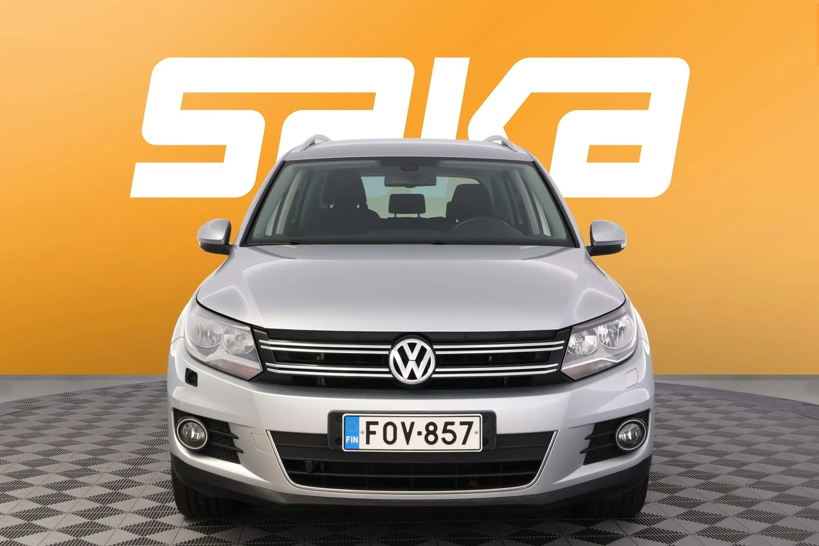 Car Image - JBIwQaRBCRzaSCGouq8tU