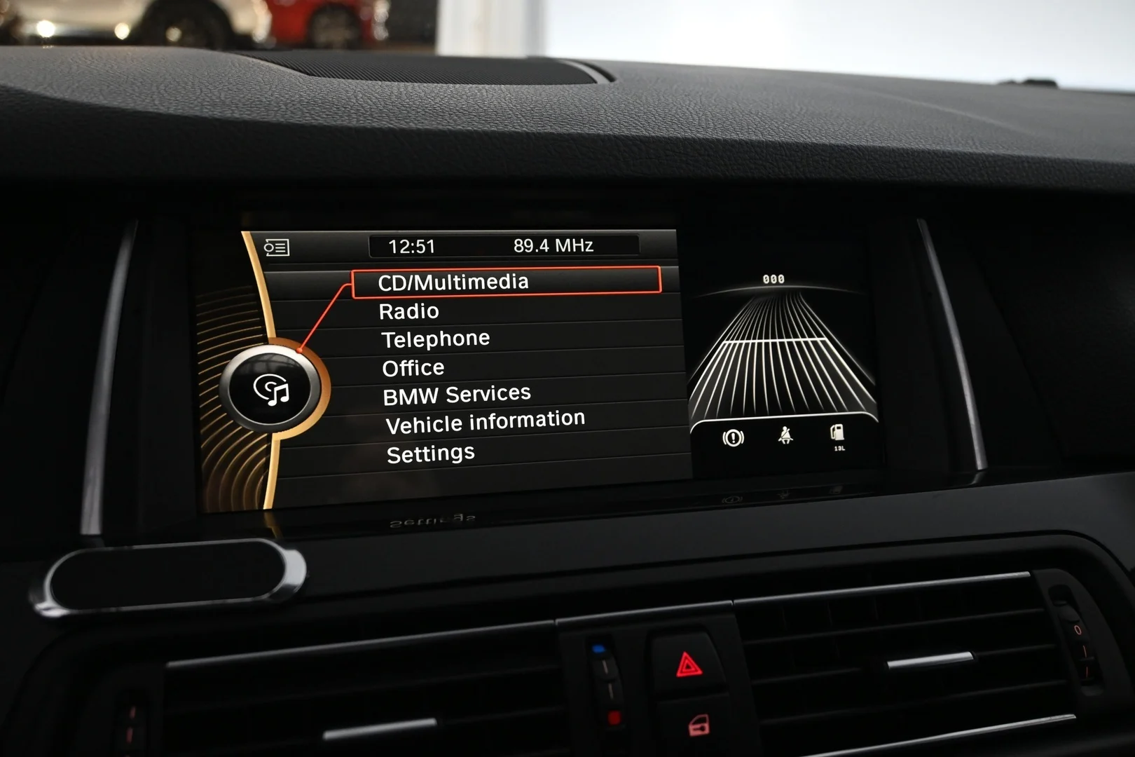 Car Image - 2U94zLWa6EKHki0rdUCz88