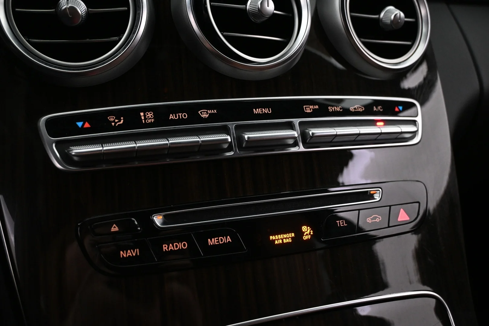 Car Image - 5Eg3bkpwyRfyPZZDrzSPdJ