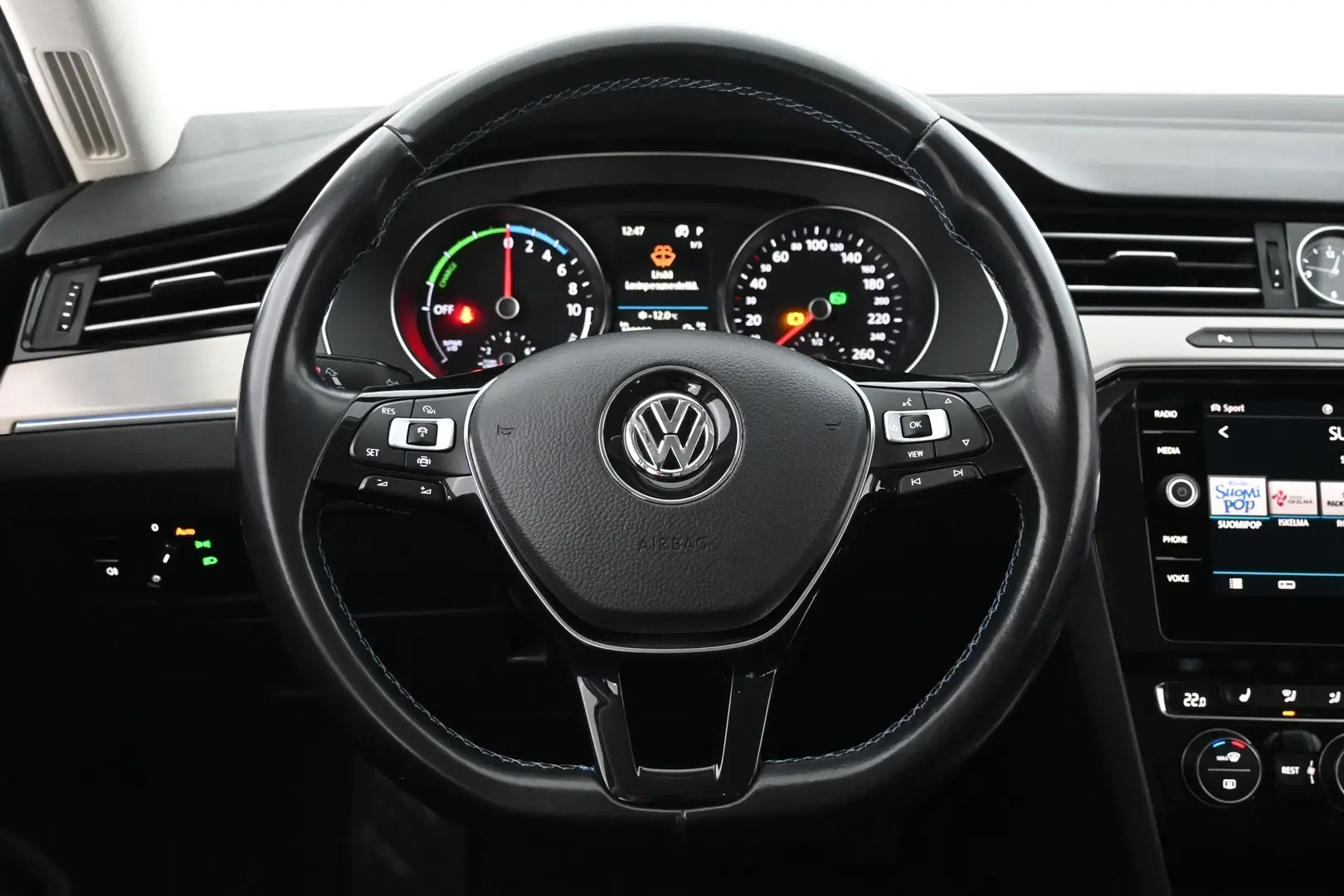 Car Image - 3Kfiu7oIfEuxYT8KgYBhAZ